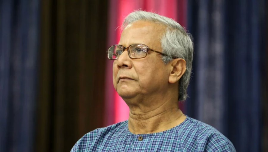 Nobel Laureate  Yunus Refers to Bangladesh as 'Free Country' After Prime Minister's Resignation