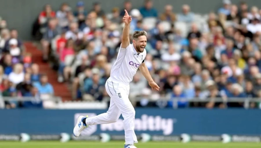 England in Command After Day One as Sri Lanka Bowled Out for 236 at Old Trafford