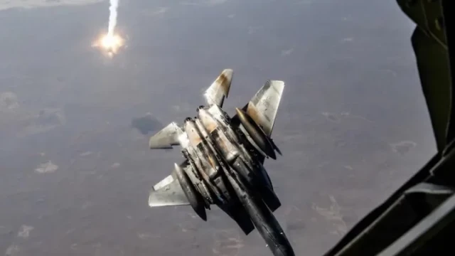 US F-15 Fighter Jet Crashes in Kuwait Amid Middle East Tensions