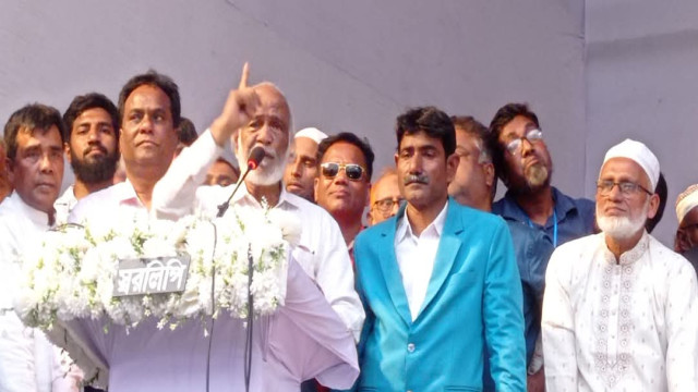 BNP leader Dr. Moin Khan addresses the crowd at a public meeting in Tangail.