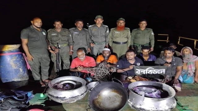 7 Deer Poachers Caught in Sundarbans with Traps