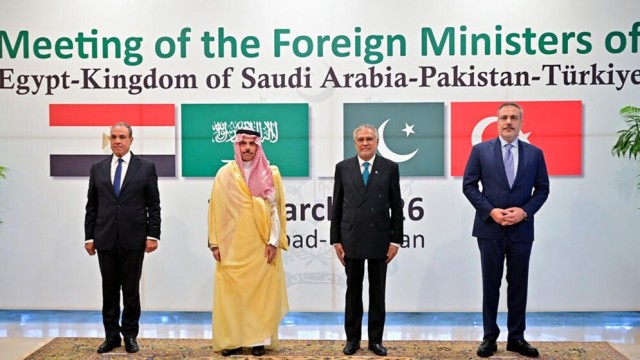 Regional Powers Convene in Islamabad to Broker Middle East Peace