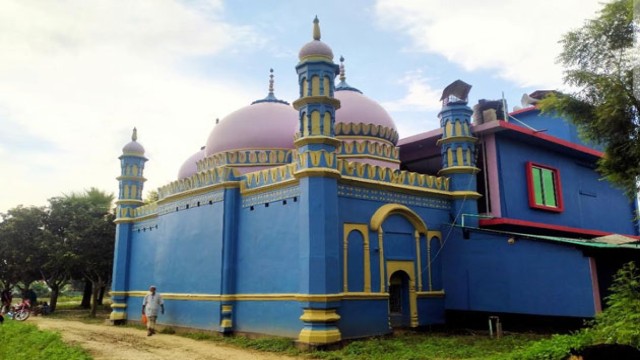 Bhagna Mosque in Tanore