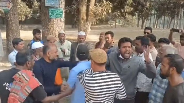 Tension Between Jamaat and BNP Leaders Over Voter Slips in Gaibandha