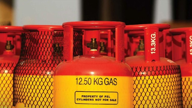 LPG Traders Announce Nationwide Halt in Cylinder Supply Amid Raids and Fines