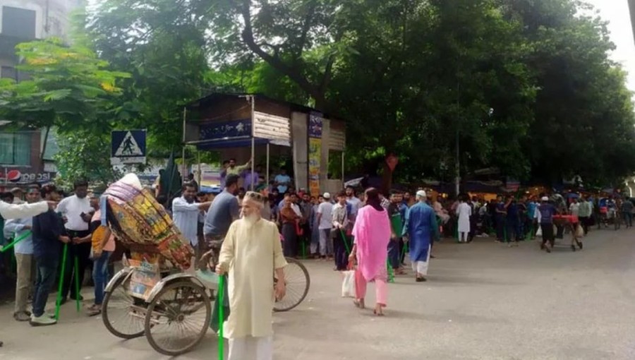 Protesters Assemble at Shahbagh to Thwart Alleged Awami League Sabotage