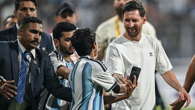 Messi Impressed by India’s Hospitality, Promises to Return