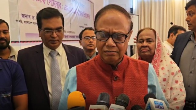 Bangladesh Bank Governor Says Political Stability Key to Economic Growth