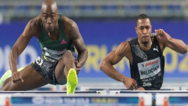 Grant Holloway breaks 60m hurdles world record