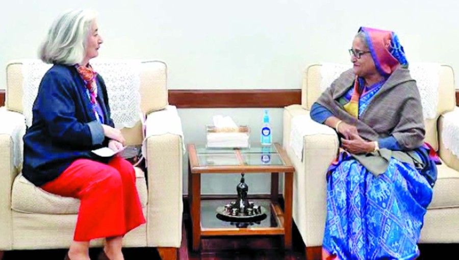 Bangladesh and France Pursue Strengthened Strategic Relations and Economic Cooperation