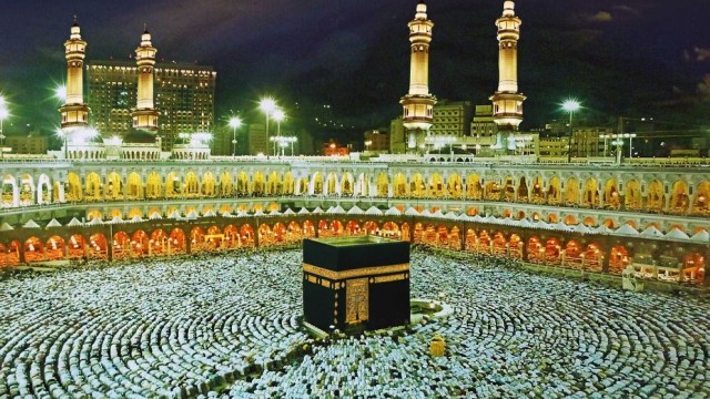 Hajj Flights to Begin on April 18, Ministry Issues Urgent Instructions