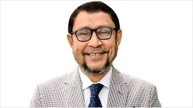 Health Minister Seeks Private Sector Support to Regulate Hospitals, Clinics