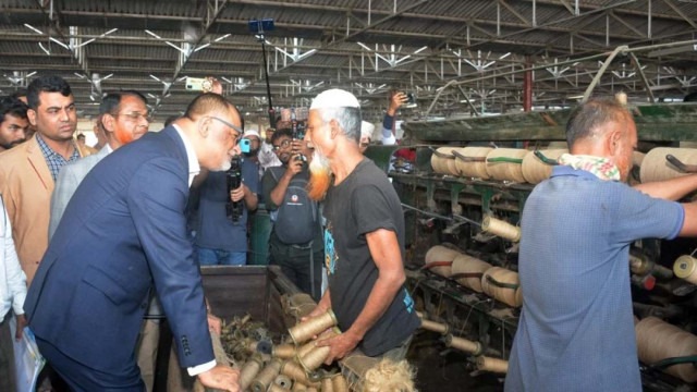 Sk Bashir Uddin inspecting the production activities at the private-run Bangladesh Jute Mills Corporation’s Daulatpur Jute Mill in Khulna on Monday, February 10, 2025.