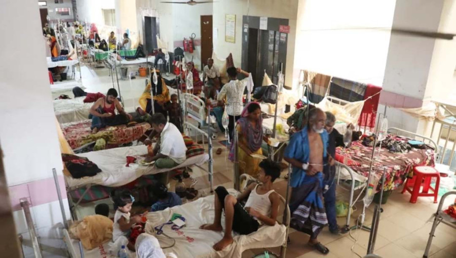 The photo shows dengue patients receiving treatment in Mugda Medical College and Hospital.