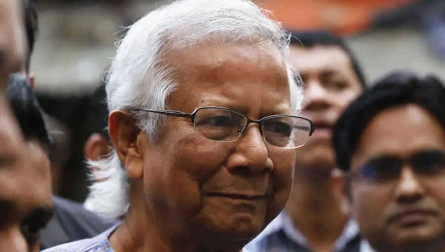 Dr Yunus lands in Dhaka to take helm of Bangladesh