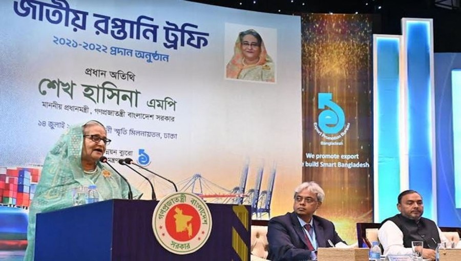 PM Urges Exporters to Explore New Markets for Bangladeshi Goods