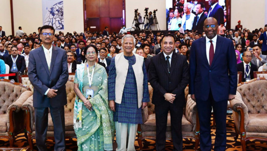 From left, Foreign Affairs Adviser Md Touhid Hossain, Centre for Governance Studies (CGS) Chair Munira Khan, Chief Adviser Prof Muhammad Yunus, and CGS Executive Director Zillur Rahman at the opening ceremony of the Bay of Bengal Conversation 2024 at a hotel in Dhaka on Saturday, 16 November, 2024. Photo: PID