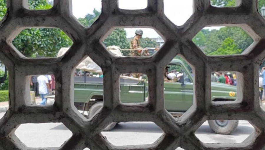 Army deployed for Supreme Court security, call to avoid wasting resources