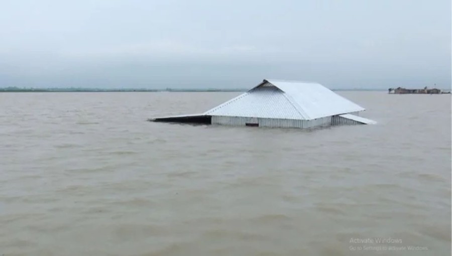 Jamalpur Floods Leave 200,000 Stranded