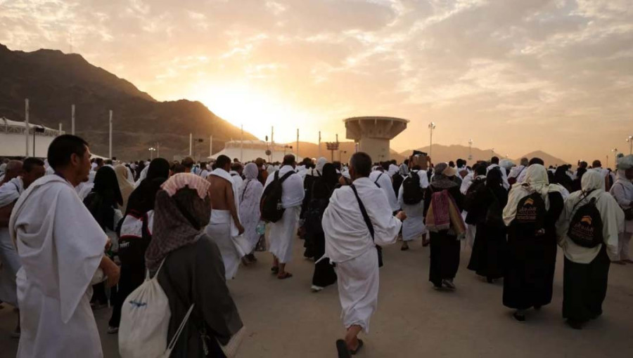 Muslim pilgrims arrive at dawn to perform the symbolic `stoning of the devil` ritual as part of the Hajj pilgrimage in Mina, near Saudi Arabia`s holy city of Mecca, on June 16, 2024.