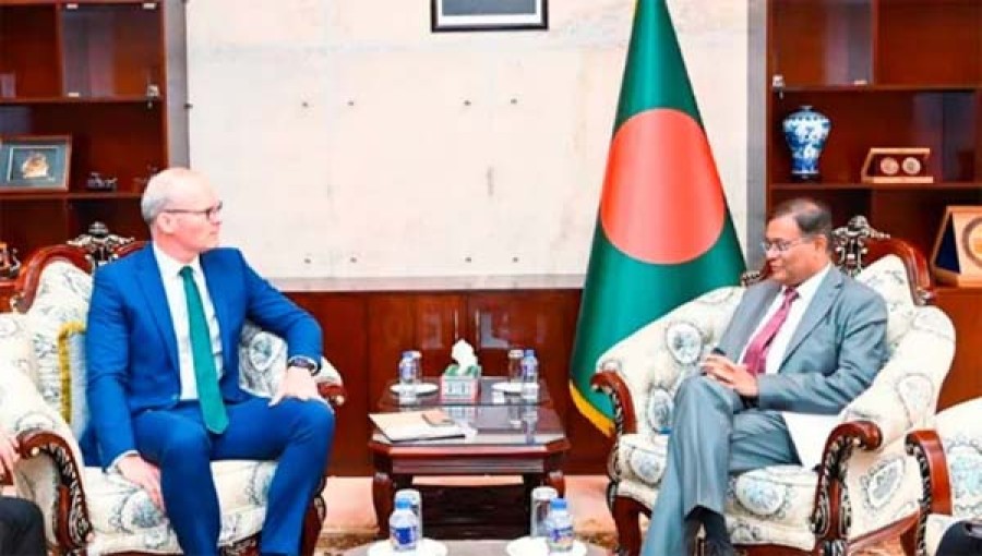 Irish Minister for Enterprise, Trade and Employment Simon Coveney is pictured with Foreign Minister Dr Hasan Mahmud in Dhaka on Monday