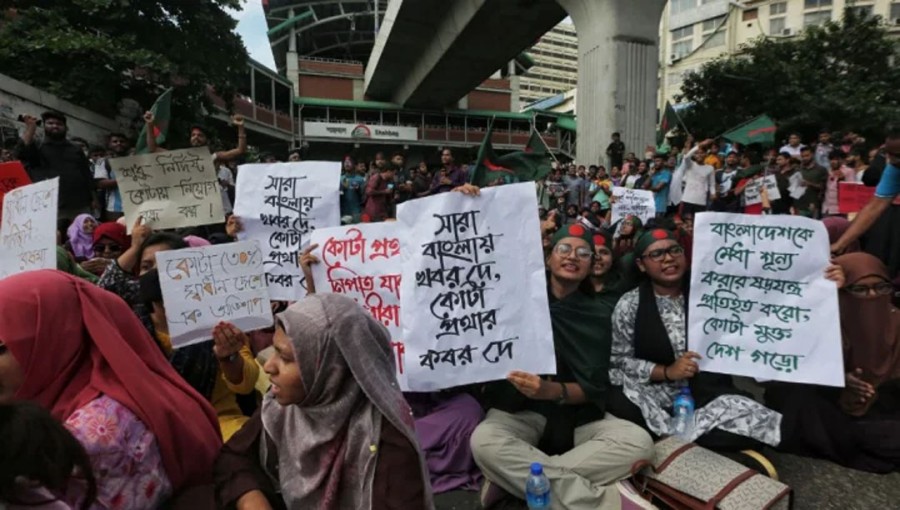 Anti-Quota Protesters Accused of Attacking Journalists