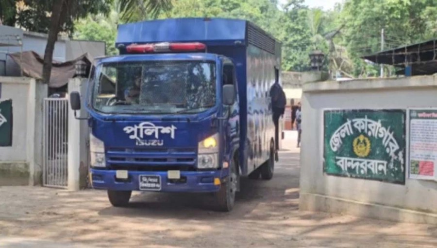 30 KNF Members Transferred to Chittagong Jail Under Heavy Security.