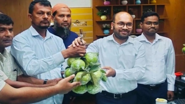 Ishwardi Farmers Call Agriculture Minister Over Diesel Crisis