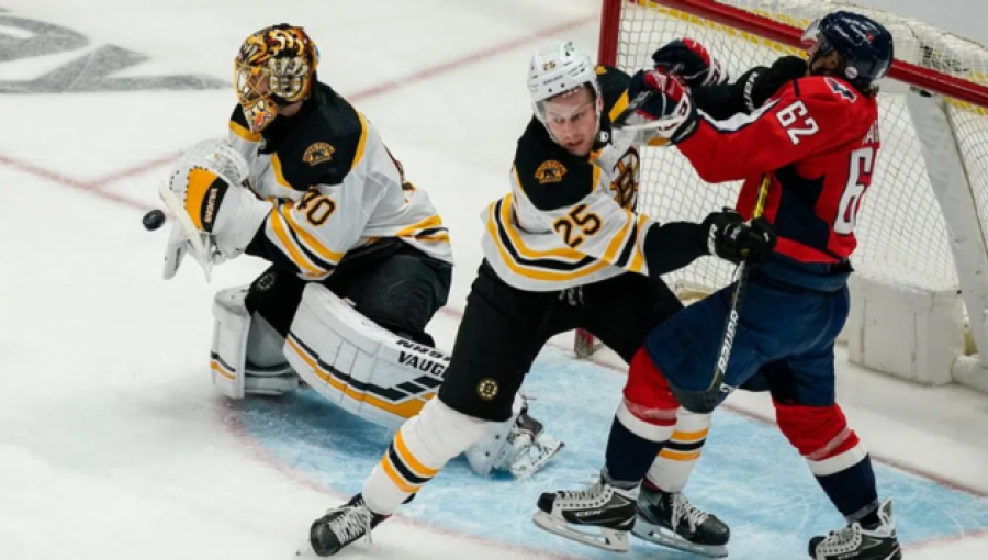 Bruins Take Commanding Lead in First-Round Series