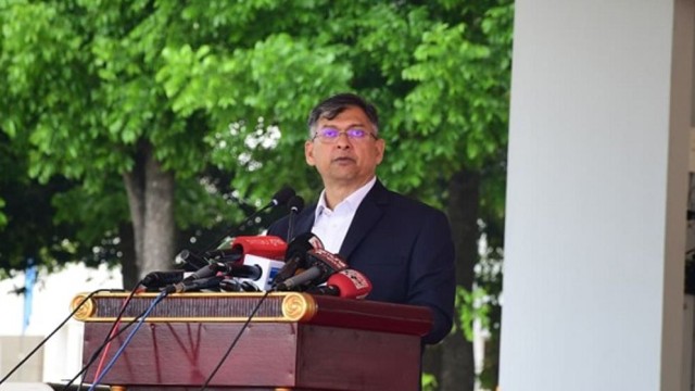 Home Minister: Government Considering Return to 