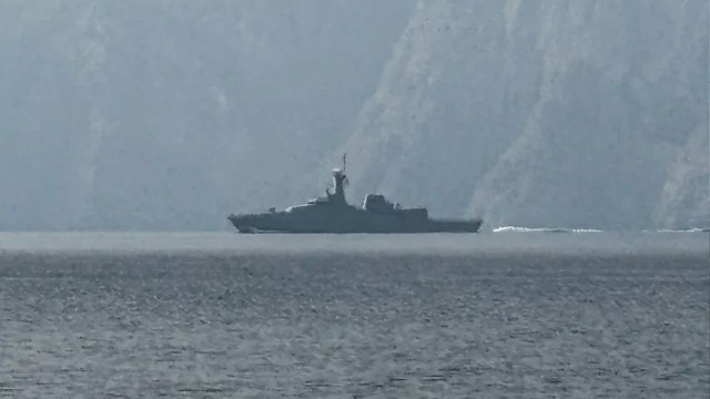 IRGC Warns of Possible Closure of Strait of Hormuz to Western Ships