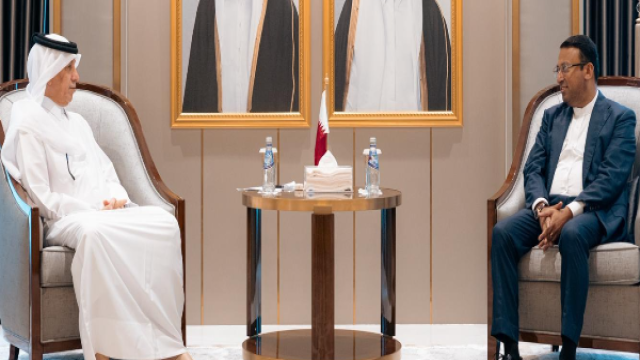 PM’s envoy delivers solidarity letter to Qatar Amir  