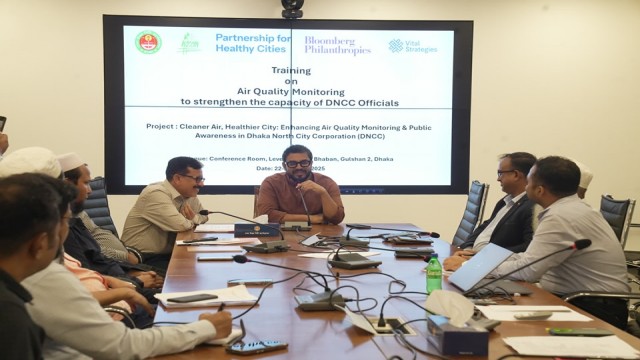 DNCC Administrator Mohammad Azaz delivers remarks at the closing ceremony of the air quality workshop