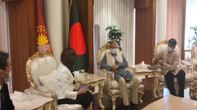 Executive Senior Vice President of JICA, Miyazaki Katsura, meets with Chief Adviser Dr. Muhammad Yunus in Dhaka to discuss ongoing development cooperation and commemorate victims of the 2016 Dhaka attack.