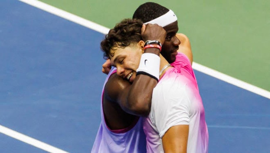 Frances Tiafoe Triumphs Over Ben Shelton in Epic Five-Set Showdown