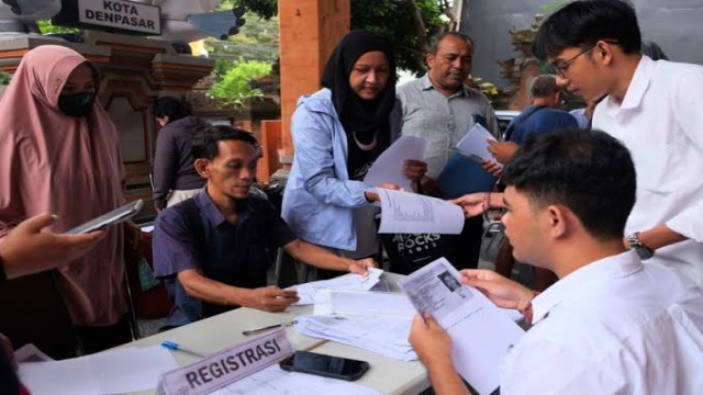 Voting for the Indonesian presidential election has begun