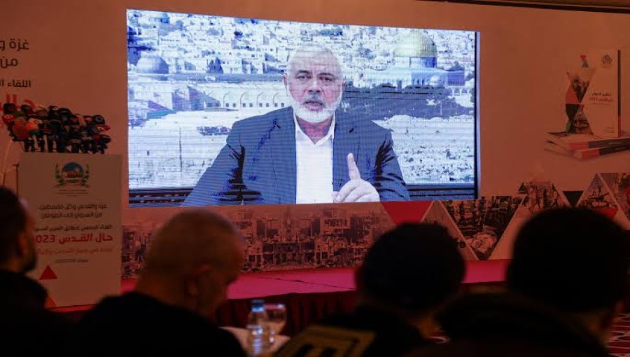 Hamas Leader Accuses Israel of Stalling Ceasefire Talks