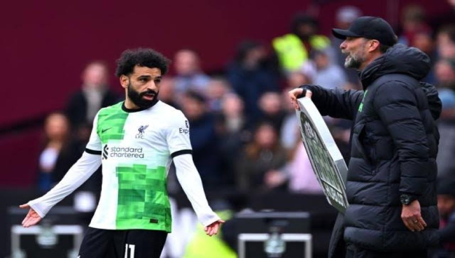 Salah Sparks Speculation Amid Touchline Drama