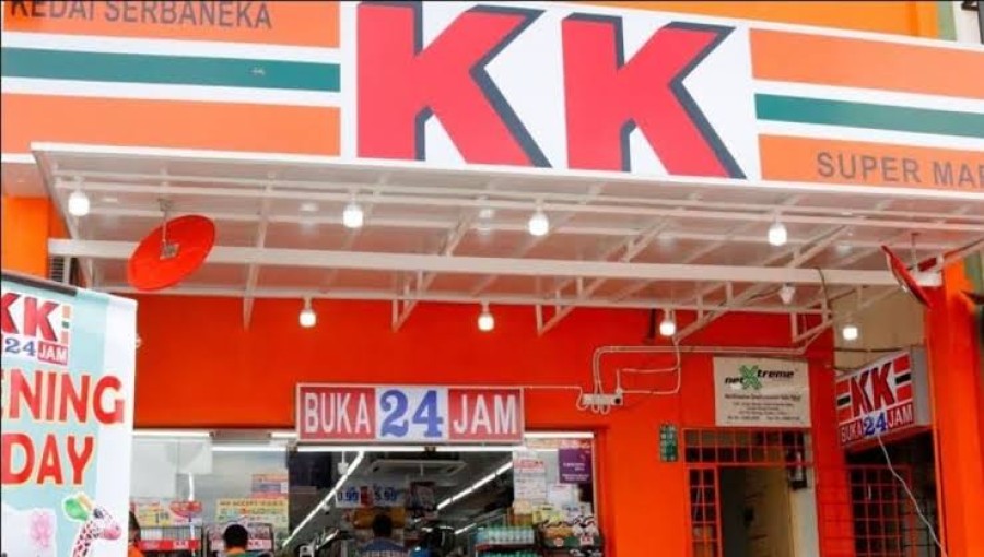 Molotov Cocktails Thrown at Malaysian Supermarket Over Socks with 'Allah' Inscription