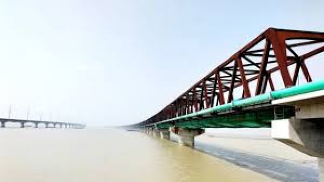 Record traffic on Padma and Jamuna bridges ahead of Eid-ul-Fitr