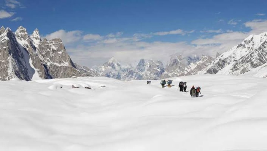 Snowstorm in Himalayas Claims Lives of Nine Indian Trekkers