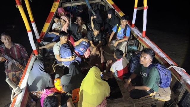 BGB Rescues 29 During Human Trafficking Operation in Teknaf, 347 Rescued This Month