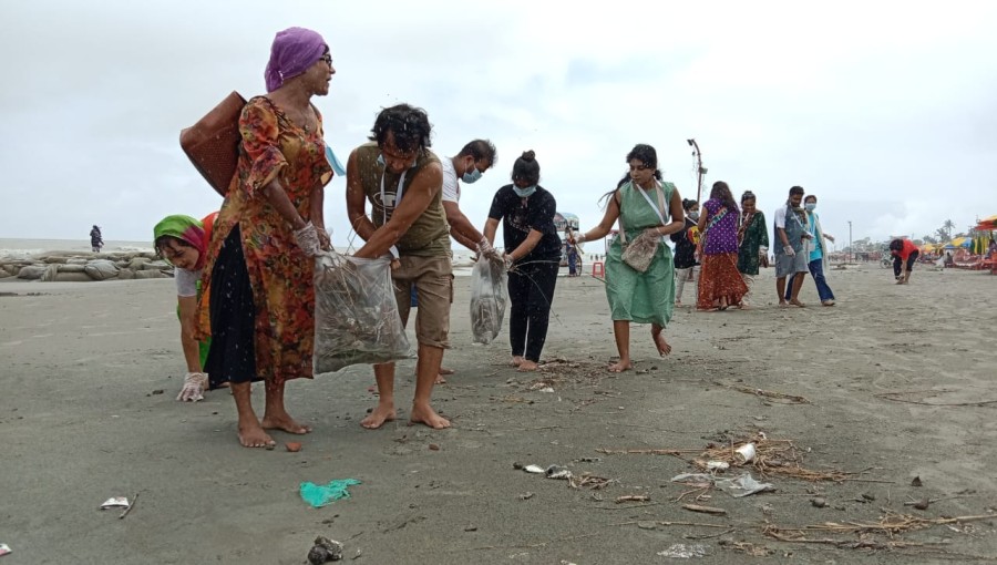 Members of the third-gender community participate in a marathon event aimed at promoting gender sensitivity and environmental awareness in Kuakata.