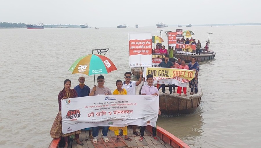 Boat Rally and Human Chain in Mongla Demand an End to Coal Pollution and Protection for Sundarbans' Passur River. Photo: V7N