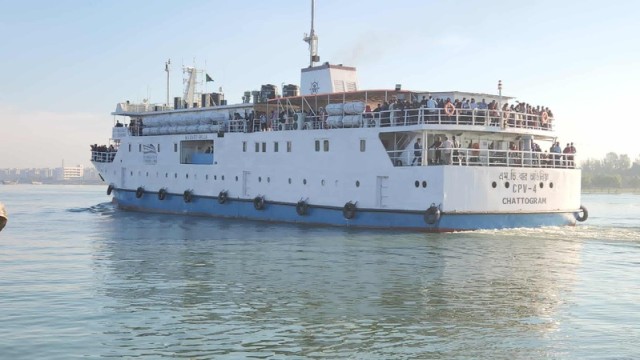 Season’s First Passenger Ships Begin Cox’s Bazar–Saint Martin Route