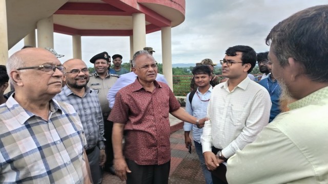 Home Adviser Visits Rohingya Camp in Ukhia, Emphasizes Security & Border Control