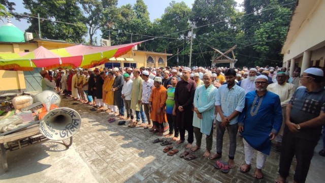 Funeral prayer of Abir held on Saturday morning at Madhya Shalikha Jame Mosque premises in Chatmohor town, Pabna.