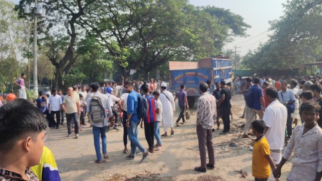 Two Students, Van Driver Killed in Bamboo Truck Collision in Pabna