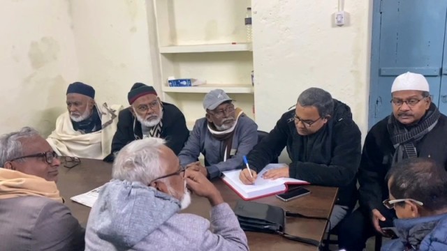 Pabna BNP Pays Tribute to Khaleda Zia, Leaders Sign Condolence Book