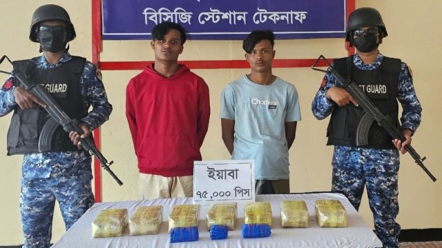 Coast Guard Busts Drug Smugglers in Teknaf, Seizes Yaba Worth 4 Crore